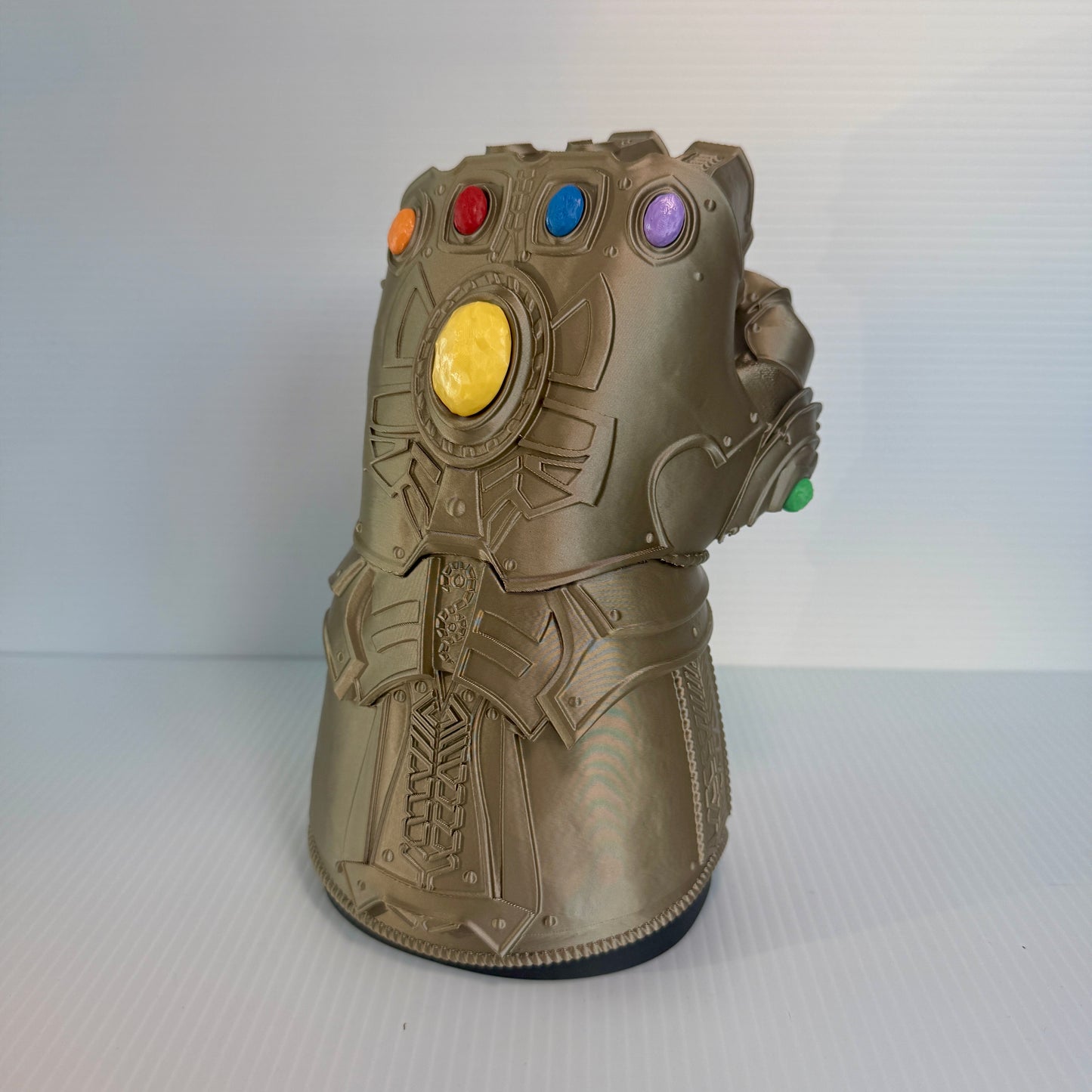 Infinity Gauntlet Deck Box