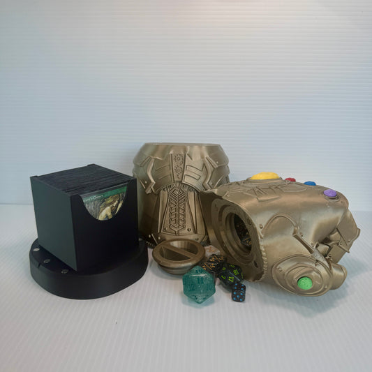 Infinity Gauntlet Deck Box